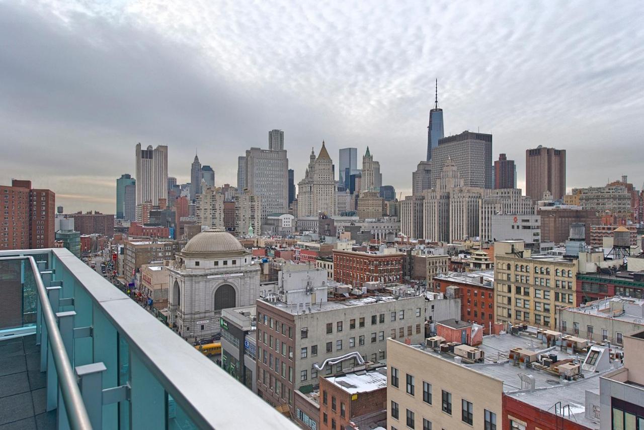 Wyndham Garden Chinatown Hotel New York Exterior photo